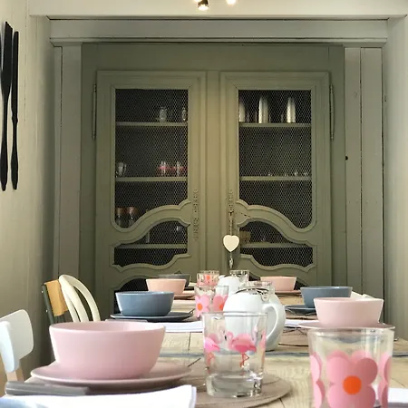 B&B O 36 Rempart Sud 에그모르트