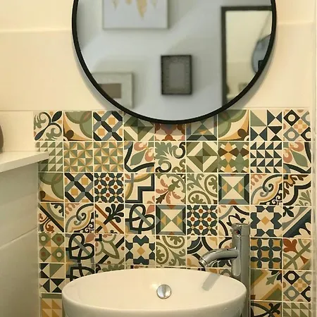 O 36 Rempart Sud Bed & Breakfast 2*