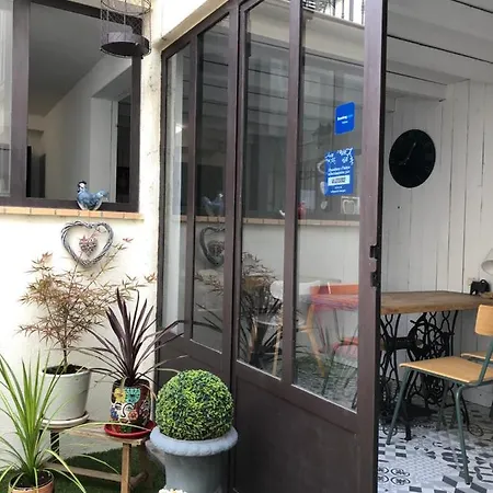 O 36 Rempart Sud Bed & Breakfast